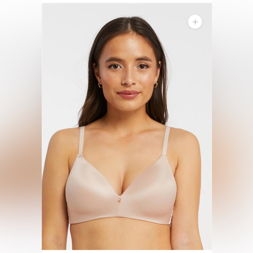 NWOT Wire-Free T-Shirr Bra by Montelle Intimates | Pale pink nude | 36C